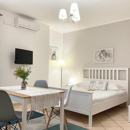 Berlino 17 Apartment Олбия Екстериор снимка