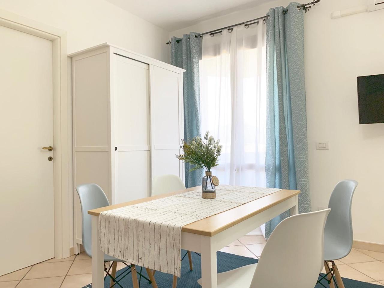 Berlino 17 Apartment Олбия Екстериор снимка